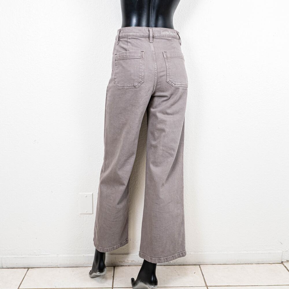 Favorite Daughter The Mischa High-Rise Wide-Leg Jeans in Soft Taupe 26 - Picture 5 of 12